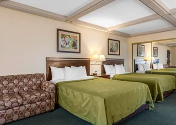 Quality Inn - Torrance Lomita hotel thumbnail 4