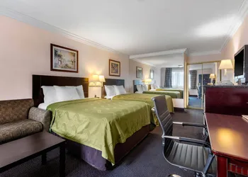 Quality Inn - Torrance Lomita hotel thumbnail 5