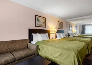 Quality Inn - Torrance Lomita hotel thumbnail 7