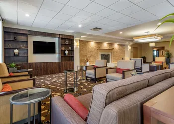 Comfort Inn Glenmont - Albany South hotel thumbnail 2