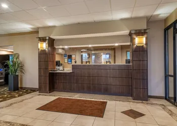 Comfort Inn Glenmont - Albany South hotel thumbnail 3
