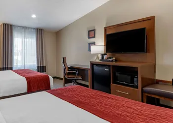 Comfort Inn Glenmont - Albany South hotel thumbnail 6