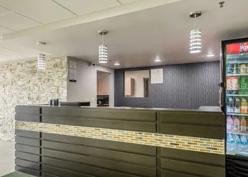 Quality Inn Grove City - Columbus South hotel thumbnail 3