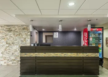 Quality Inn Grove City - Columbus South hotel thumbnail 4
