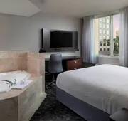 Courtyard by Marriott Miami Dadeland hotel detail image 7
