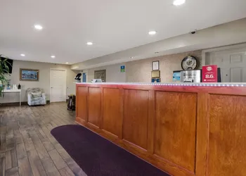 SureStay Hotel by Best Western Manning hotel thumbnail 4