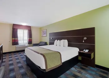 SureStay Hotel by Best Western Manning hotel thumbnail 6