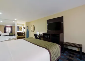 SureStay Hotel by Best Western Manning hotel thumbnail 7