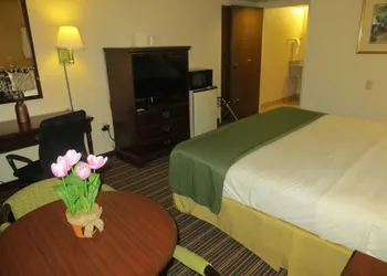 Quality Inn Stone Mountain hotel thumbnail 6