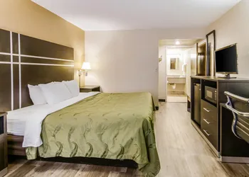 Quality Inn Stone Mountain hotel thumbnail 7