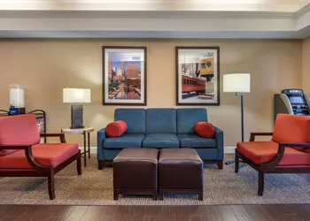 Comfort Inn & Suites Lawrenceburg hotel thumbnail 2