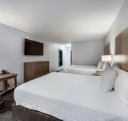 Red Lion Inn & Suites Grants Pass hotel detail image 4