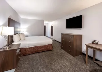 Red Lion Inn & Suites Grants Pass hotel thumbnail 6