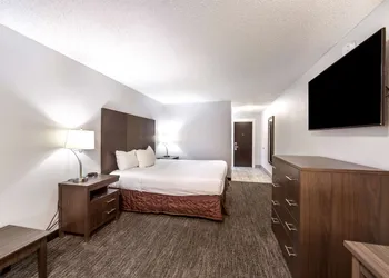 Red Lion Inn & Suites Grants Pass hotel thumbnail 8
