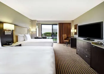 DoubleTree by Hilton Hotel Pleasanton at the Club hotel thumbnail 6