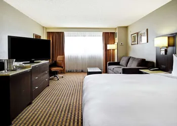 DoubleTree by Hilton Hotel Pleasanton at the Club hotel thumbnail 7