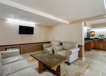 Rodeway Inn Clearwater - Dunedin hotel thumbnail 6