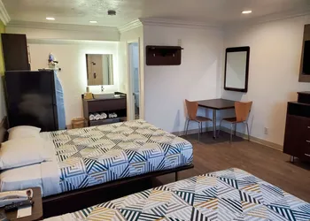 Studio 6 National City, CA - Naval Base San Diego hotel thumbnail 7