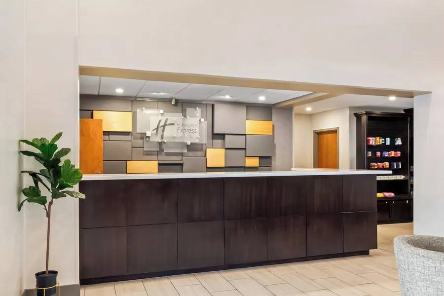 Holiday Inn Express & Suites Jacksonville SE- Med Ctr Area by IHG hotel detail image 2