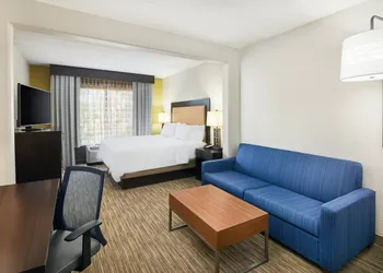 Holiday Inn Express & Suites Jacksonville SE- Med Ctr Area by IHG hotel thumbnail 5