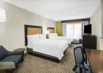 Holiday Inn Express & Suites Jacksonville SE- Med Ctr Area by IHG hotel thumbnail 7