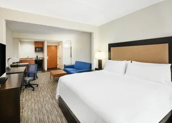 Holiday Inn Express & Suites Jacksonville SE- Med Ctr Area by IHG hotel thumbnail 8