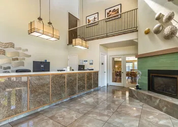 Best Western Plus Inn Scotts Valley hotel thumbnail 3