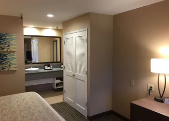 Best Western Plus Inn Scotts Valley hotel thumbnail 8