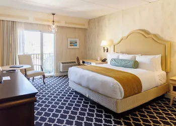 Molly Pitcher Inn hotel thumbnail 5