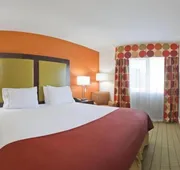 Holiday Inn Express Hotel & Suites FLORENCE NORTHEAST by IHG hotel detail image 3