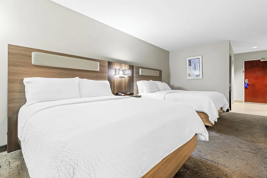 Holiday Inn Express Hotel & Suites FLORENCE NORTHEAST by IHG hotel detail image 6