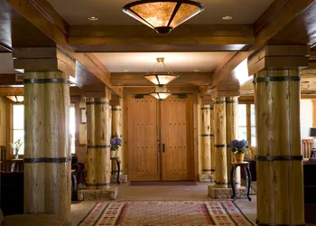 Inn at Lost Creek hotel thumbnail 2