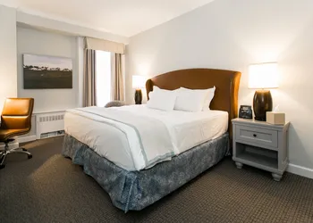 The Tidewater Inn hotel thumbnail 4