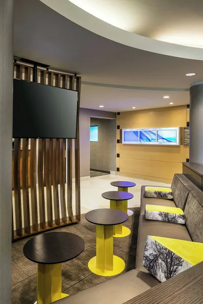 SpringHill Suites by Marriott Bakersfield hotel detail image 2