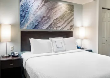 SpringHill Suites by Marriott Bakersfield hotel thumbnail 7
