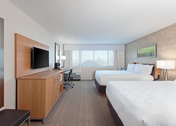 Holiday Inn Palmdale-Lancaster by IHG hotel thumbnail 7