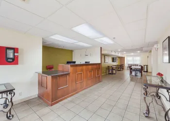 Quality Inn Lincoln Cornhusker hotel thumbnail 3