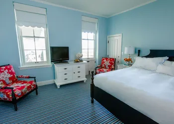 Congress Hall hotel thumbnail 4