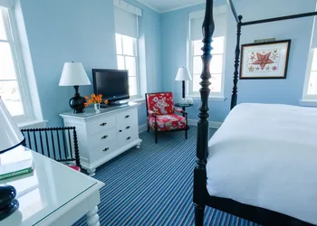 Congress Hall hotel thumbnail 5