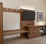 Holiday Inn Express Hotel and Suites of Opelika/Auburn by IHG hotel detail image 7