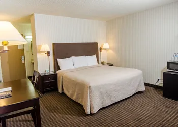 Los Gatos Lodge hotel thumbnail 5