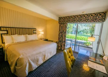 Los Gatos Lodge hotel thumbnail 6