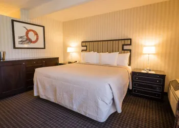 Los Gatos Lodge hotel thumbnail 7