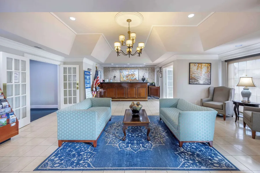 Best Western Spring Hill Inn & Suites hotel detail image 2