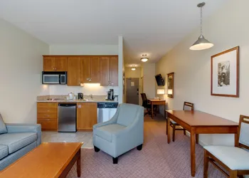 Best Western Plus Chemainus Inn hotel thumbnail 7