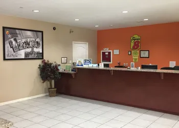 Super 8 by Wyndham Brenham TX hotel thumbnail 5