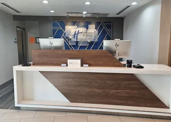 Holiday Inn Express Hotel & Suites Paragould by IHG hotel thumbnail 3