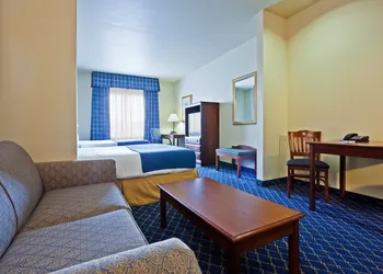 Holiday Inn Express Hotel & Suites Paragould by IHG hotel thumbnail 4