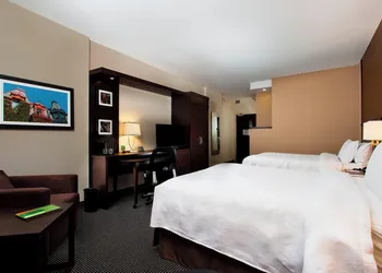 Courtyard by Marriott Montreal Downtown hotel thumbnail 5