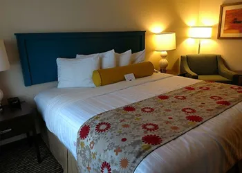 Best Western Plus Dayton Hotel & Suites hotel thumbnail 7